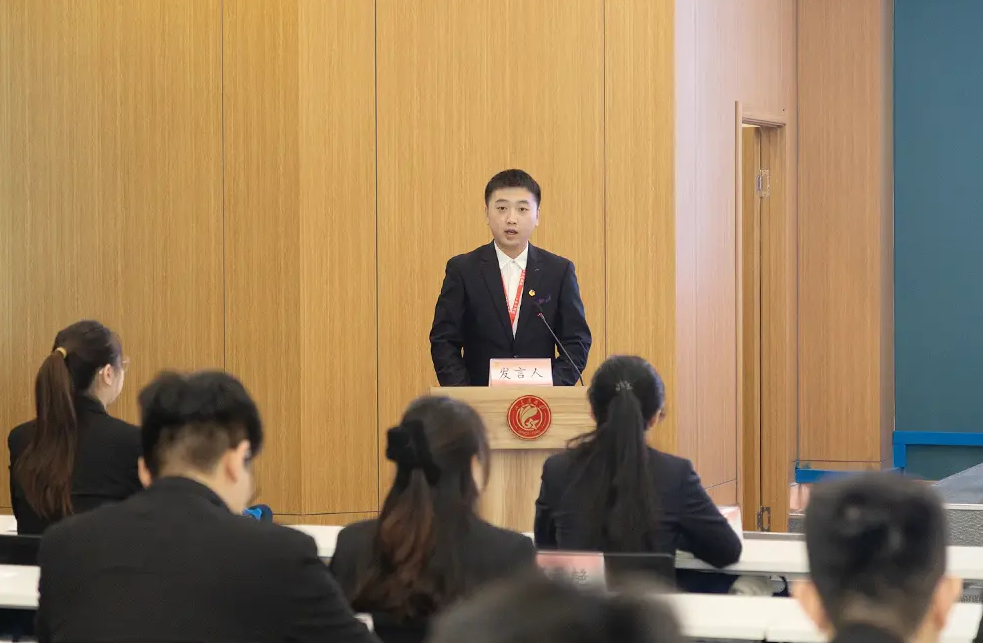 8ffd5f4f-5a42-448a-b951-3df8d95dbeb8 8ffd5f4f-5a42-448a-b951-3df8d95dbeb8